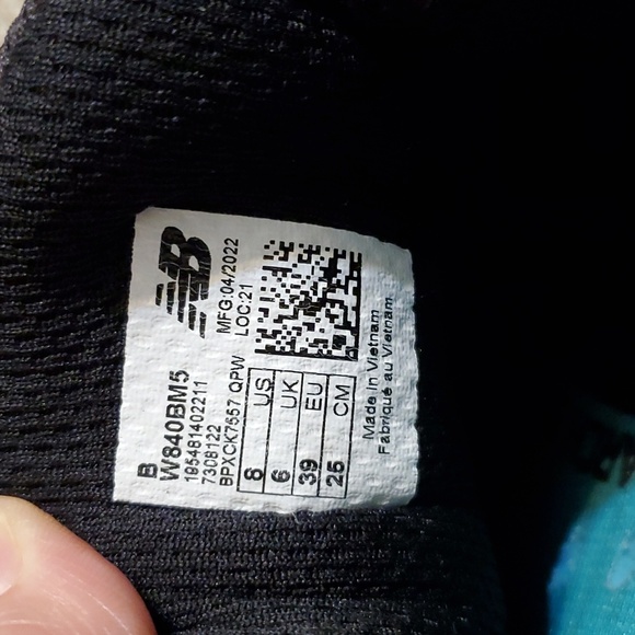 Worn Once Fresh Foam Running New Balance - Picture 6 of 6